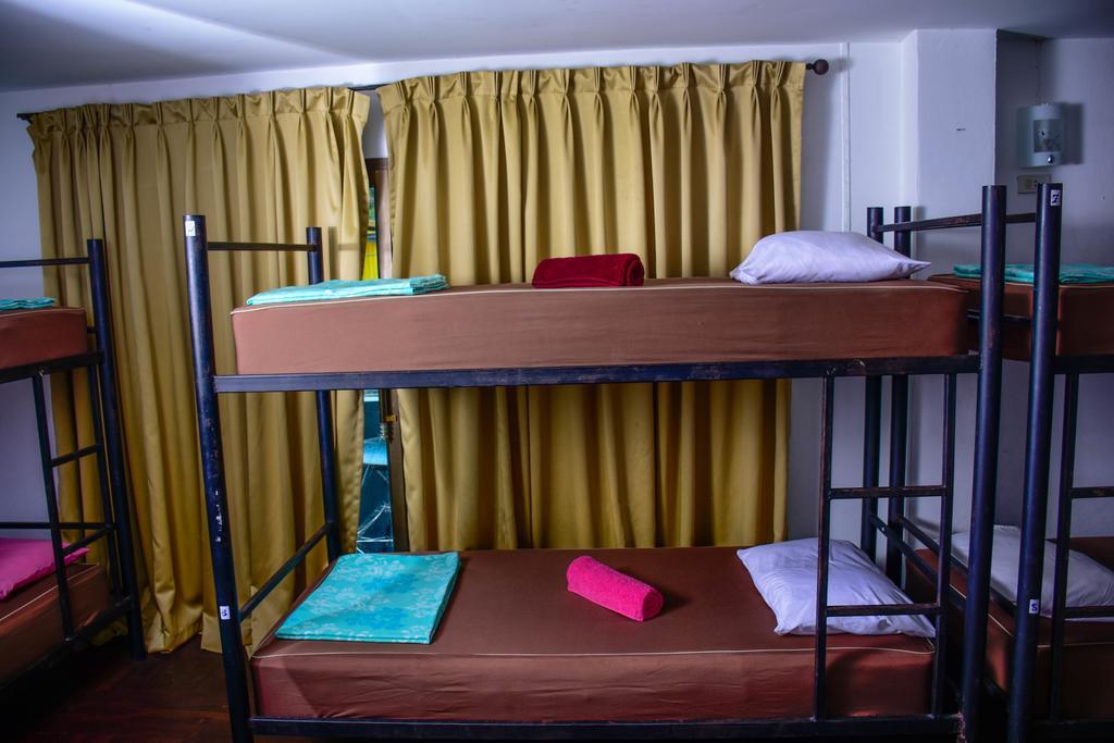 The Wanderlust Hostel Ko Pha Ngan Zewnętrze zdjęcie