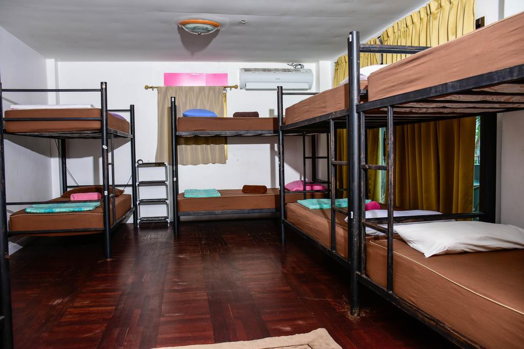 The Wanderlust Hostel Ko Pha Ngan Zewnętrze zdjęcie